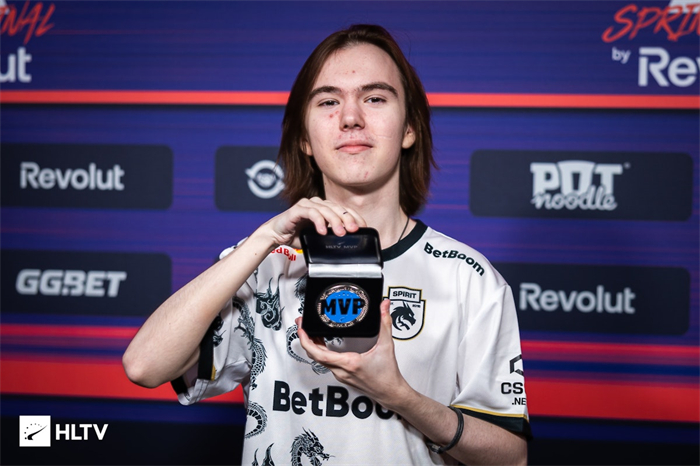 德州扑克心理：解析“假装思考”在实时牌局中对对手决策时间的压力干扰。（德州扑克心理战：揭示现场牌局中“假装思考”对对手决策时间的施压效应）