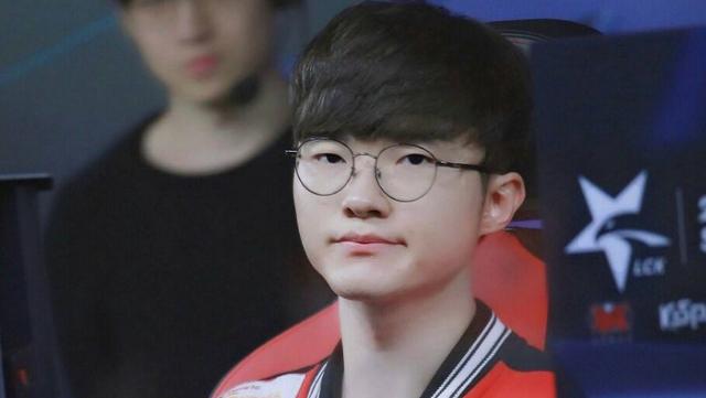 什么是“三公”游戏？解析其极简规则背后的爆发性。（“‘三公’是什么？从极简规则看它为何能迅速走红”）